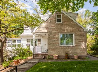 61 Crest Dr N, Cresskill, NJ 07626