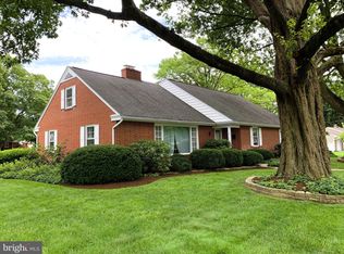 301 S Locust St, Lititz, PA 17543