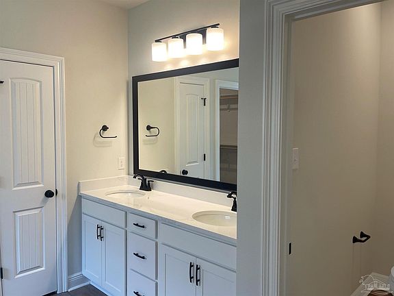 5th image of 4597 Queen Palm Ct #7-F