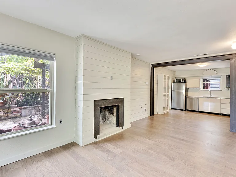 1306 Norwood Rd #A — Photo 8