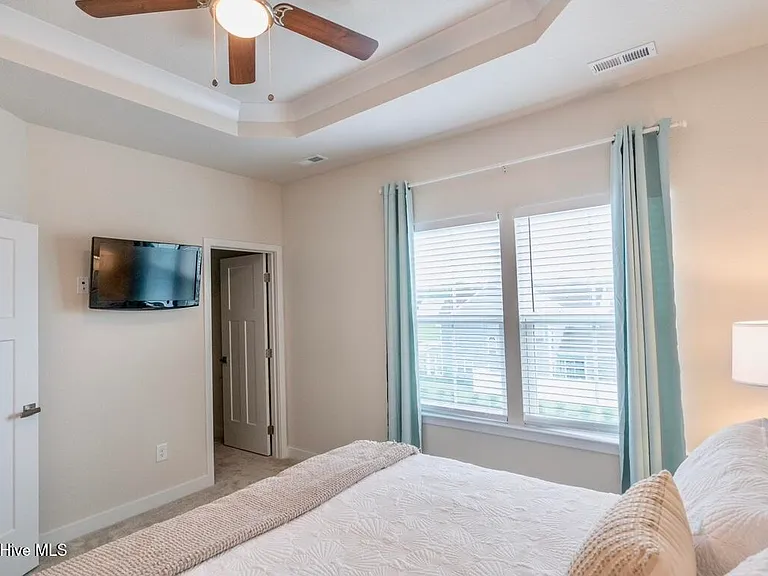 409 Fost Blvd — Photo 21