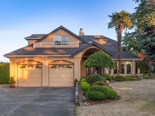 2391 Alta Vista Pl, Central Saanich, BC V8Z 5S6