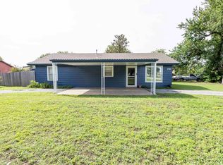 141 E Breckenridge Rd, Enid, OK 73701