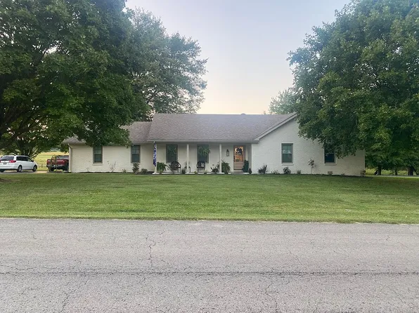 611 Forest Hills Dr, Campbellsville, KY 42718