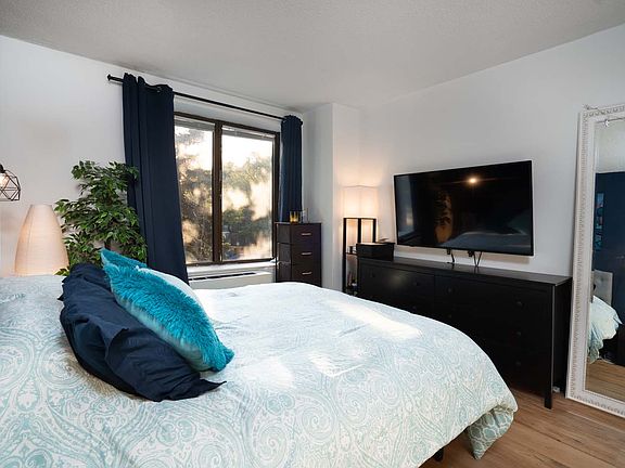 3rd image of 630 1st Ave APT 3J