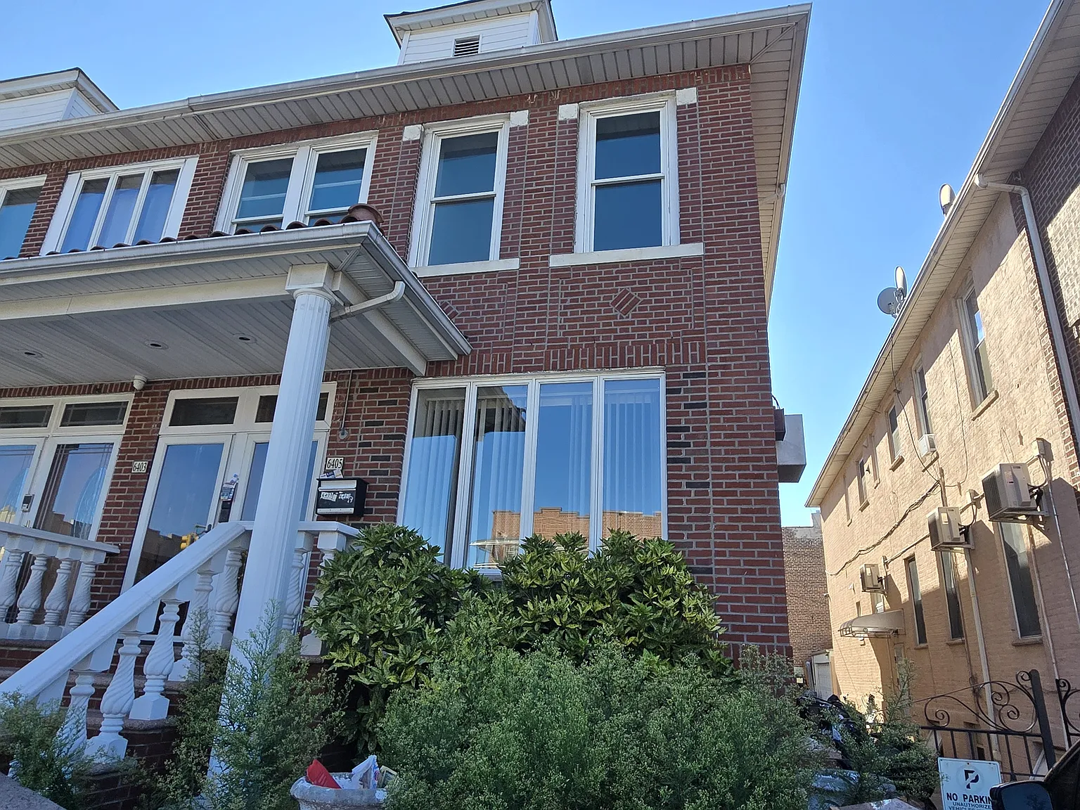 6405 19th Ave — Photo 1