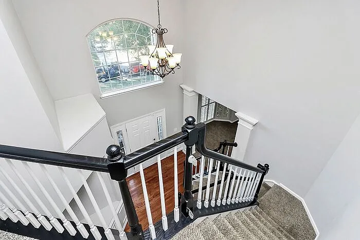 9101 Dartington Ln — Photo 15