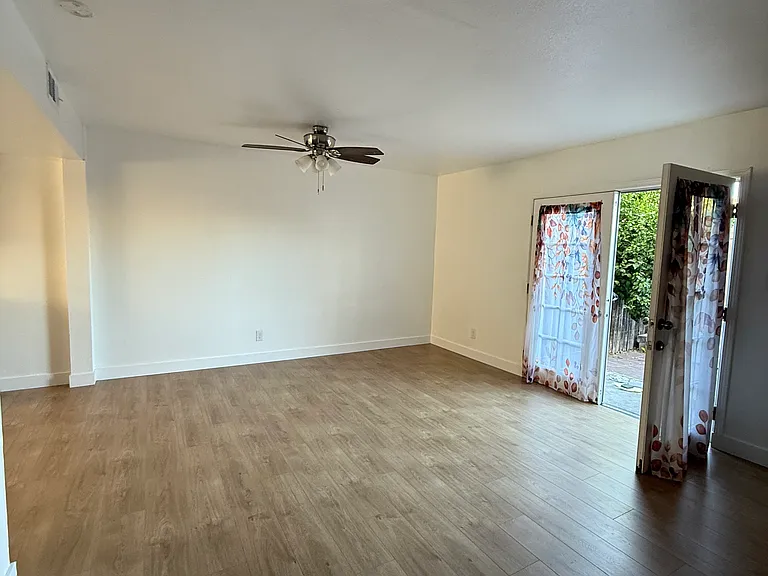 5963 Mack Rd — Photo 3