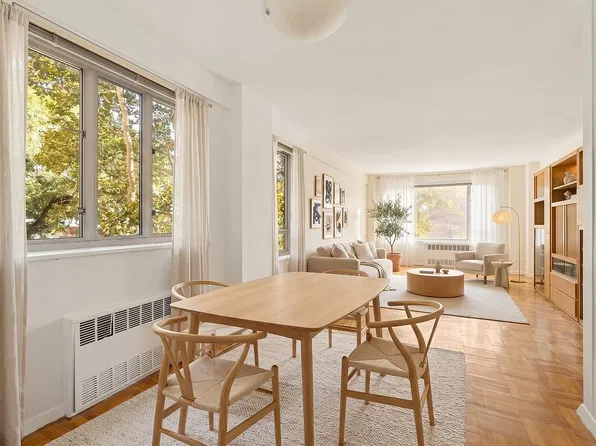 60 Remsen St APT 4F, Brooklyn, NY 11201