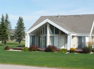 2661 Augusta Dr S, Grand Forks, ND 58201