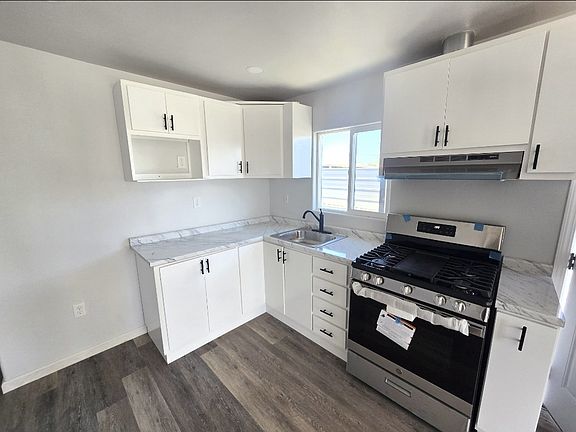 2nd image of 211 W Sherman St #1