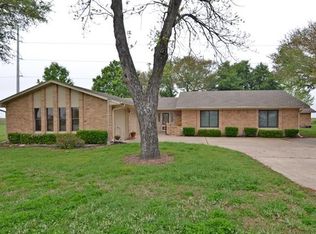 22101 Us Highway 79, Taylor, TX 76574
