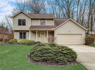 5511 Ely Vista Dr, Parma, OH 44129
