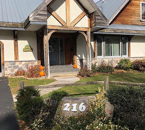 2nd image of 216 Dakota Ave