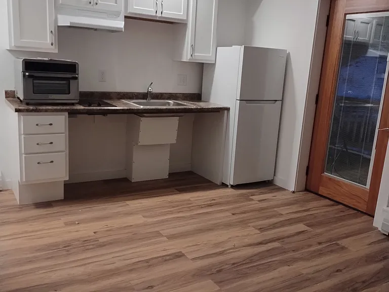 101 Main St #3 — Photo 8