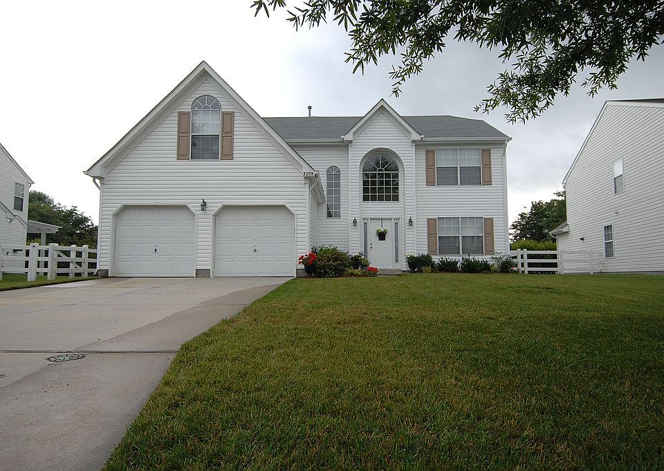 2nd image of 3309 Sacramento Dr