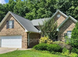 824 Willet Ct, Boiling Springs, SC 29316