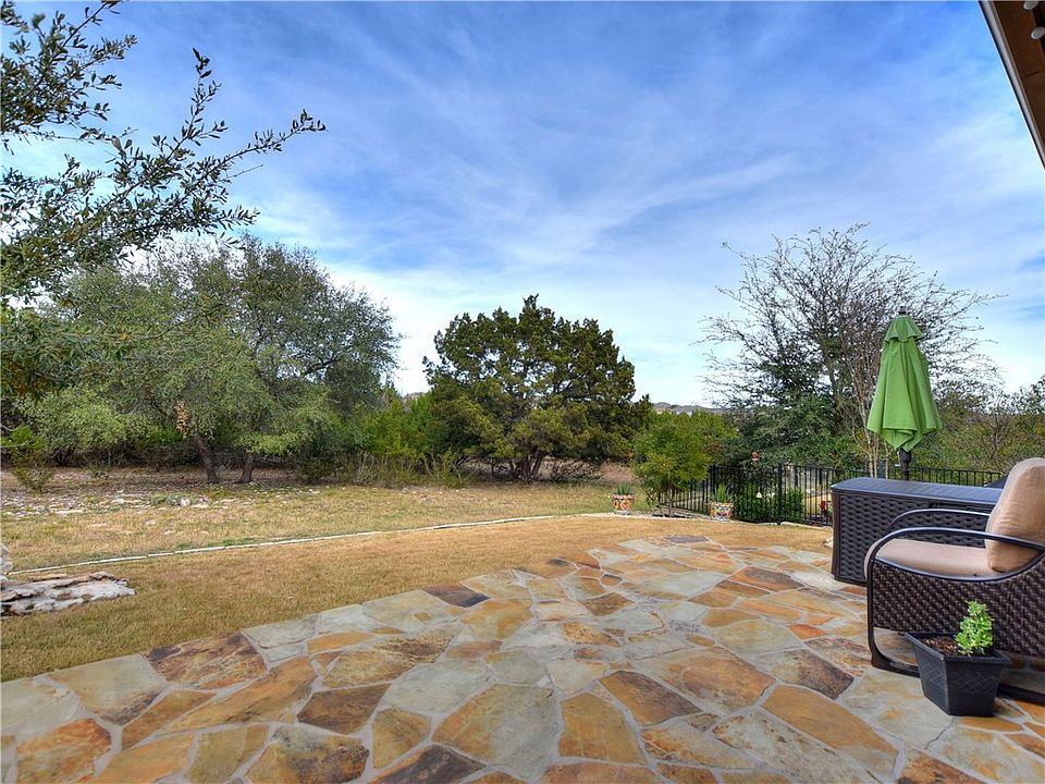 1st image of 325 Bartlett Peak Dr