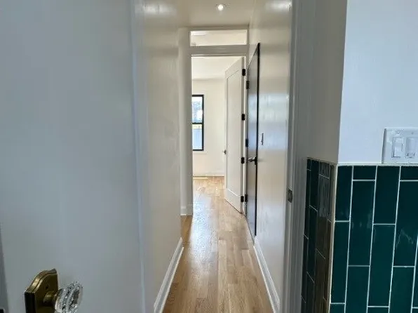 173 9th Street image 11 of 17