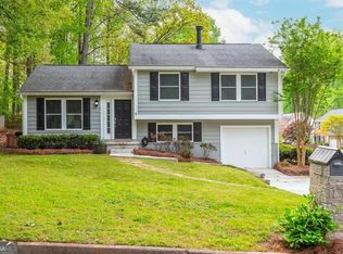 1035 Taylor Knoll Close, Roswell, GA 30076