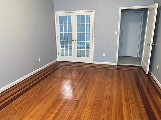 Rented by HFF Realty LLC | media 7