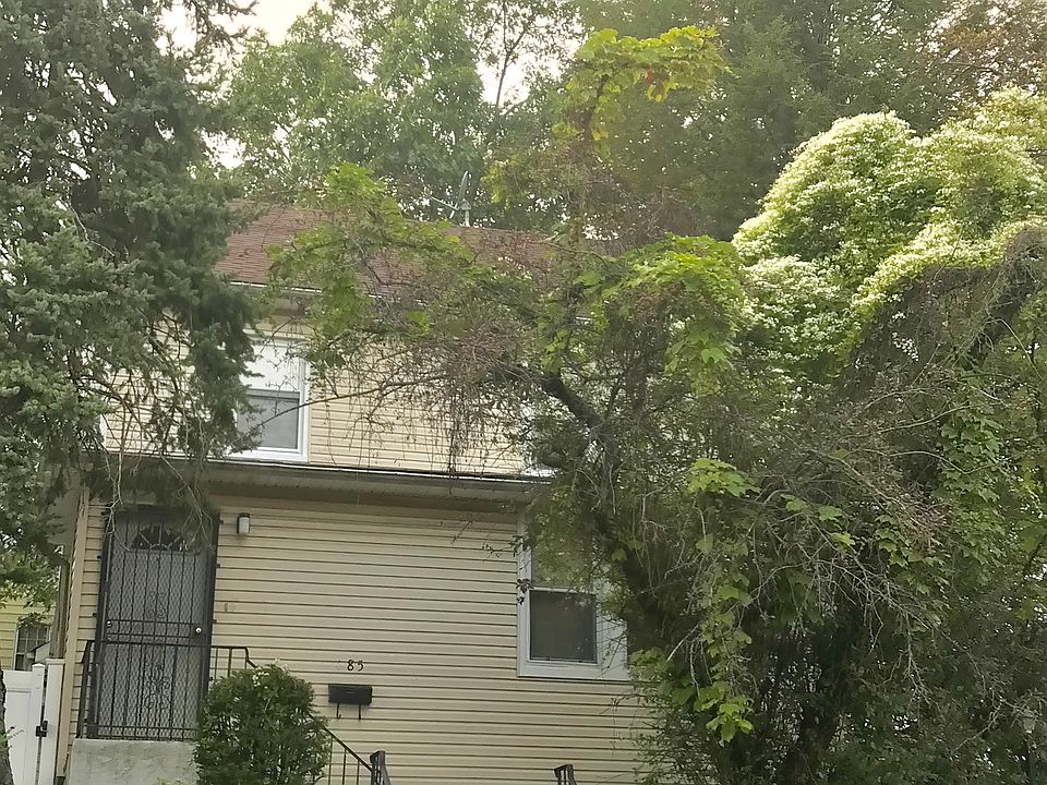 1st image of 683 Sandford Ave