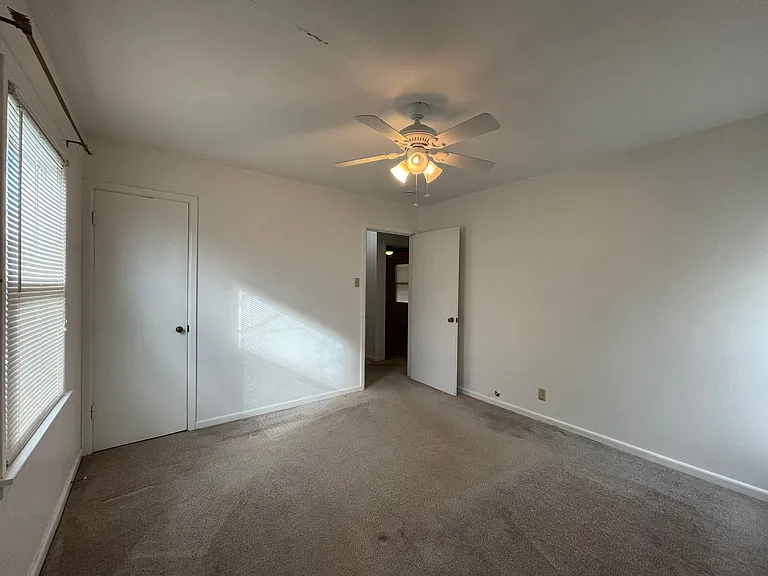 3713 Noble Dr — Photo 19