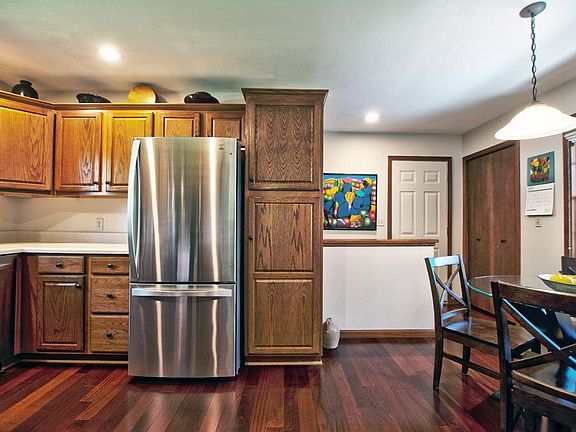 2nd image of 1209 Camden Ct