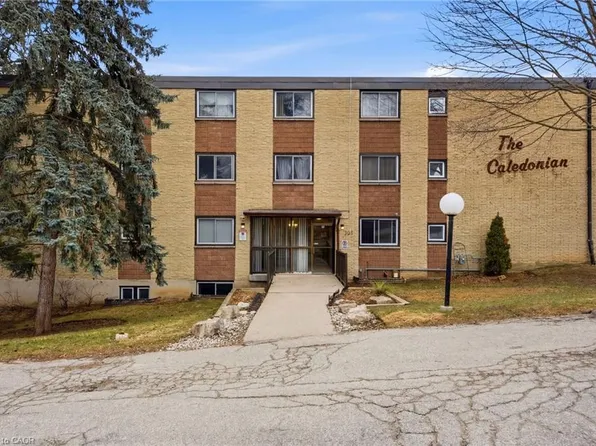 944 Caledonian Vw #206, Cambridge, ON N3H 1A5