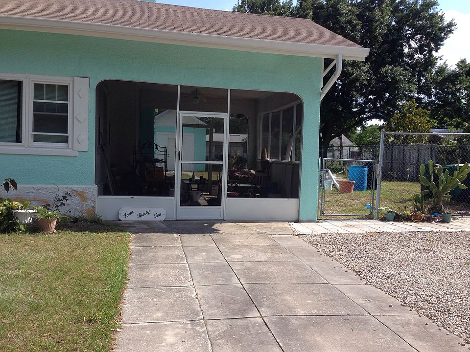 1st image of 432 Avenue H SE