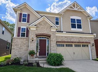 49645 Hartwick Dr, Novi, MI 48374
