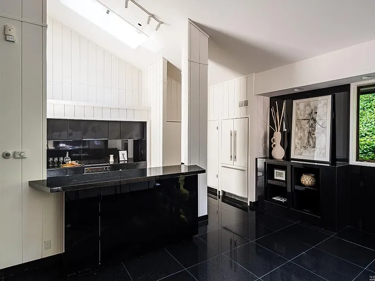 7 Ethel Ct — Photo 8