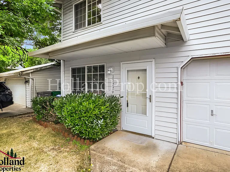 17229 SE Julie Pl — Photo 3