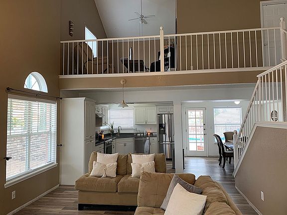 5th image of 510 Comice Ln