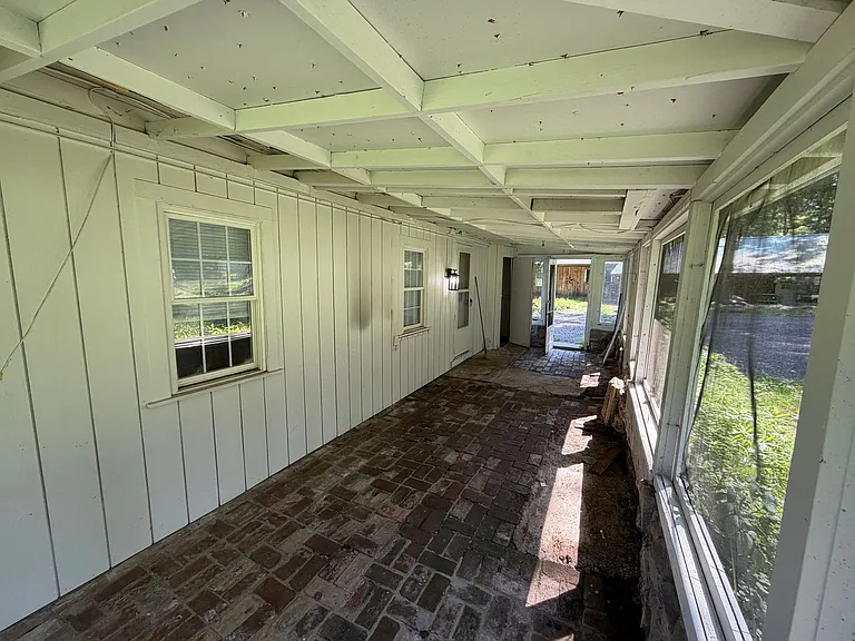 2537 Brigadoon Ln — Photo 15