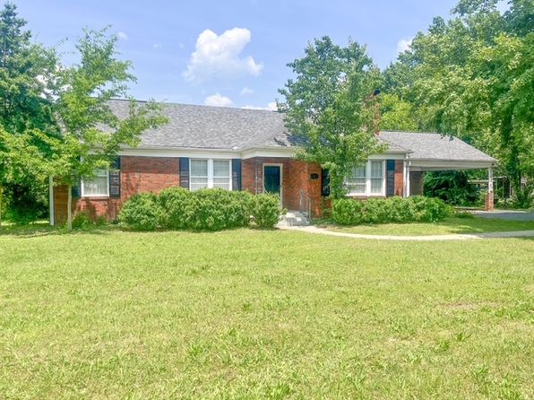 1125 E Clark Blvd