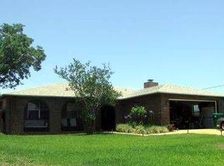 3204 Laurel Dr, Gulf Breeze, FL 32563