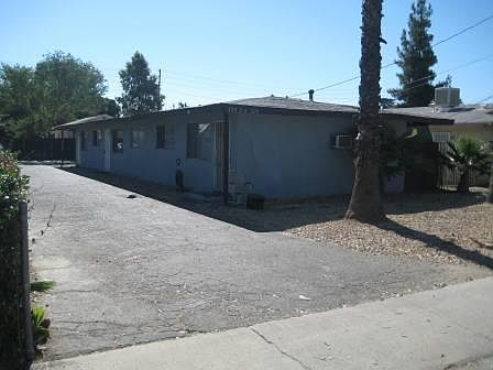 5th image of 224 N Western Ave