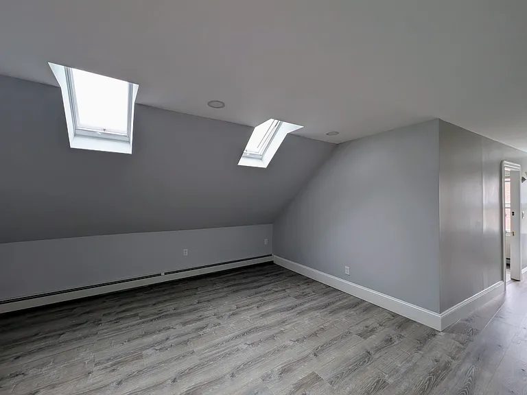 35 Sessions St #3D — Photo 19