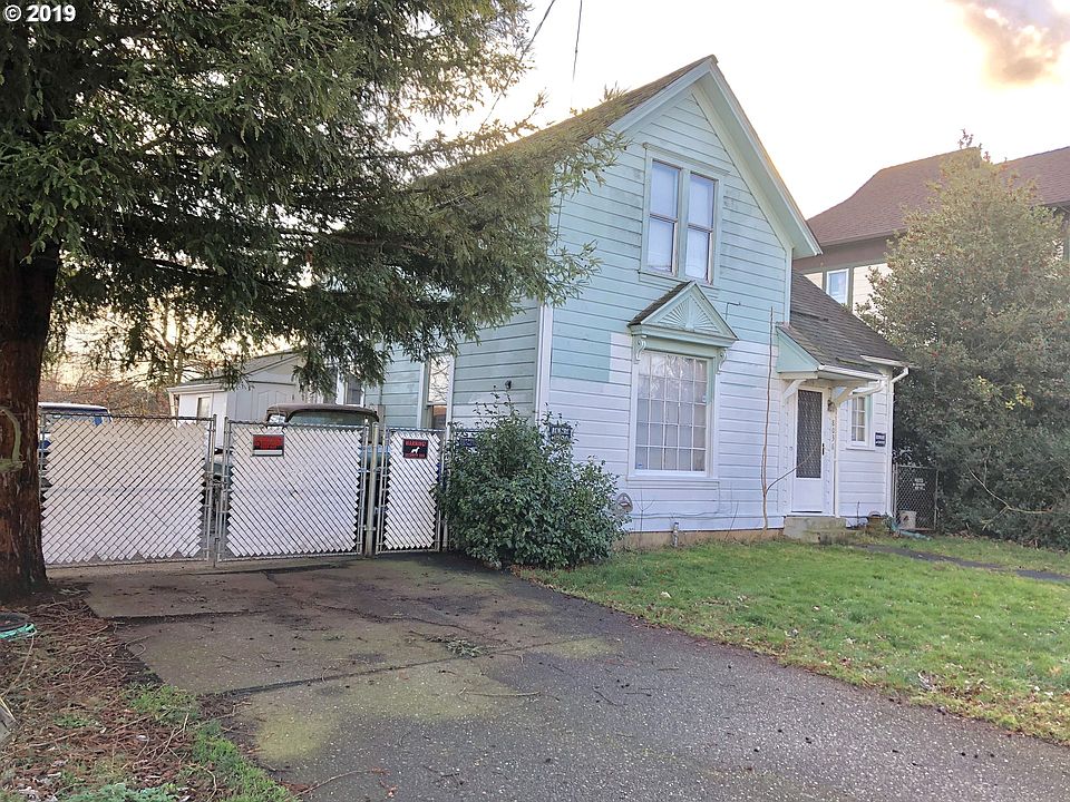 2nd image of 8036 NE Flanders St
