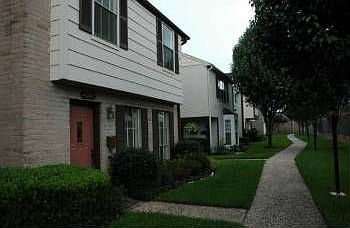 1st image of 10384 Briar Forest Dr #32