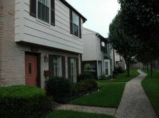 10384 Briar Forest Dr #32, Houston, TX 77042
