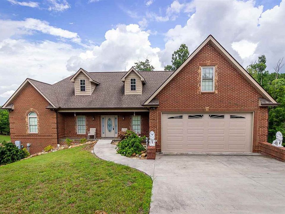 1st image of 1009 Silver Oak Dr