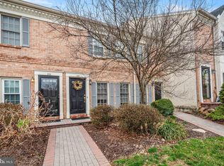 207 Everest Cir, West Chester, PA 19382