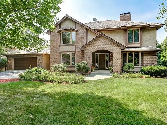 2nd image of 8929 Hidden Oaks Dr