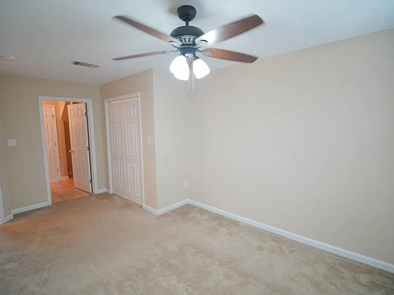 847 W Georgia St #2 — Photo 11