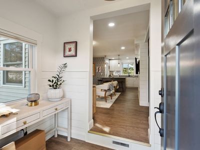 11 Hillside Rd, Northborough, MA, 01532