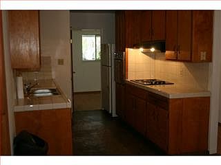 4th image of 540 Alkire Ave