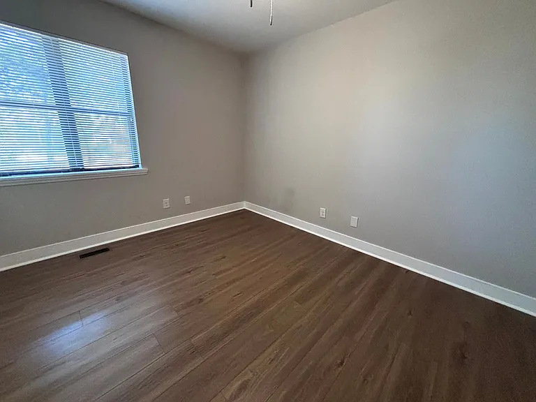 575 Countrytown Dr — Photo 10