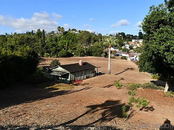 4th image of 10765 Lupin Way